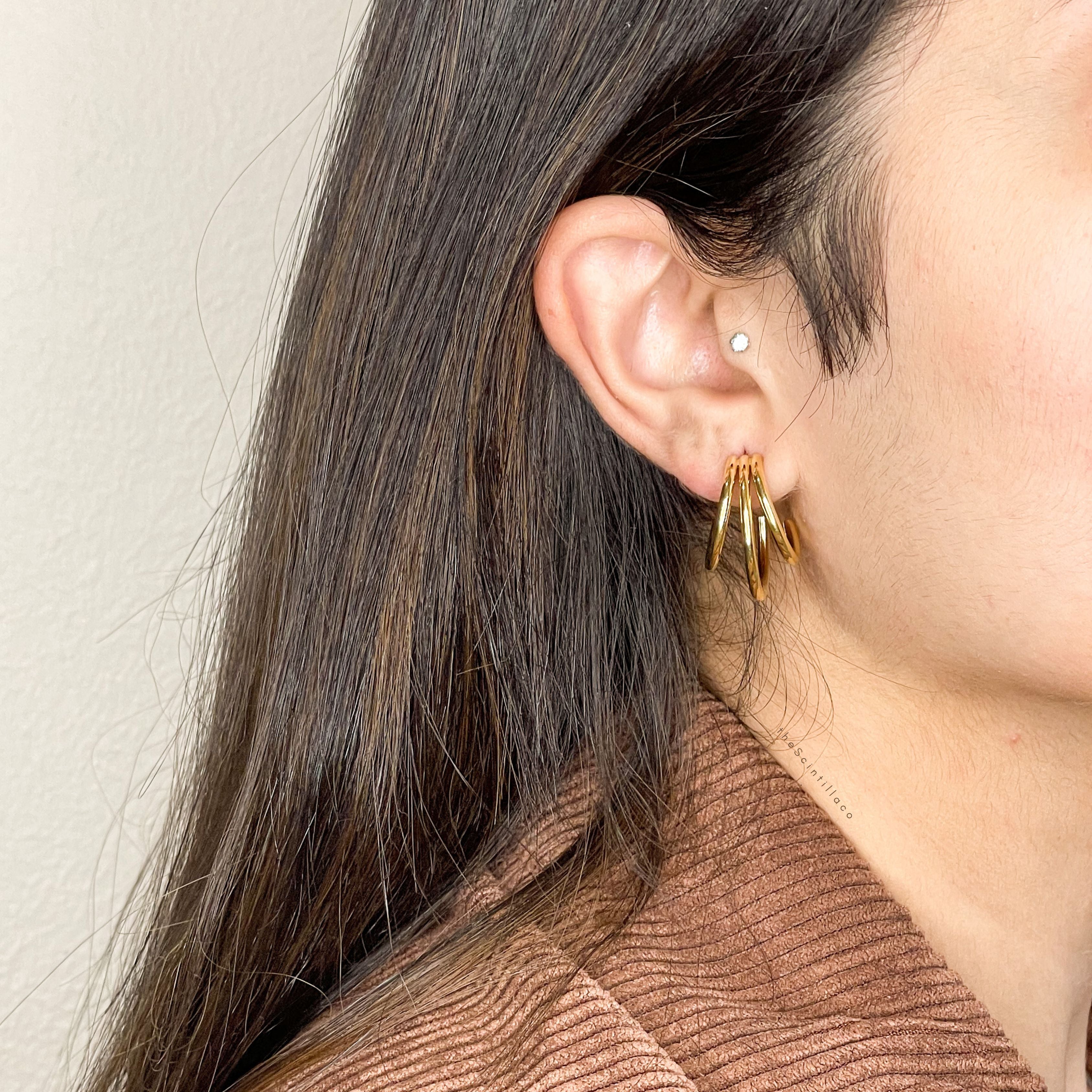 Saturn cc Hoop Earrings